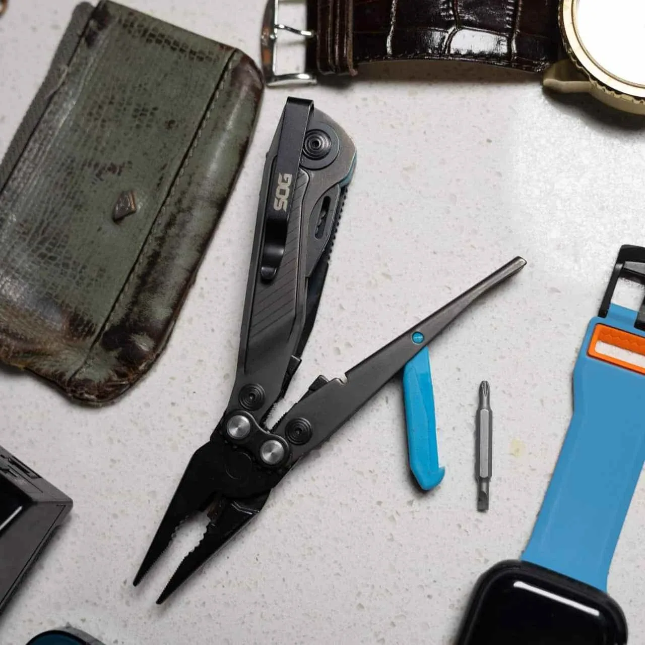 SOG Flash MT - Urban Gray + Cyan